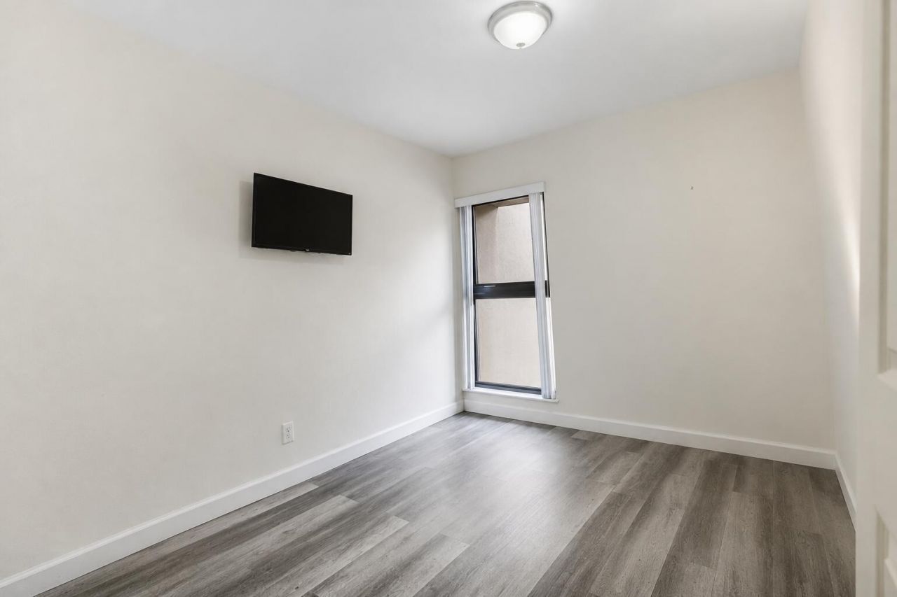 9240 NW 14th Street, Pembroke Pines, FL 33024 Photo