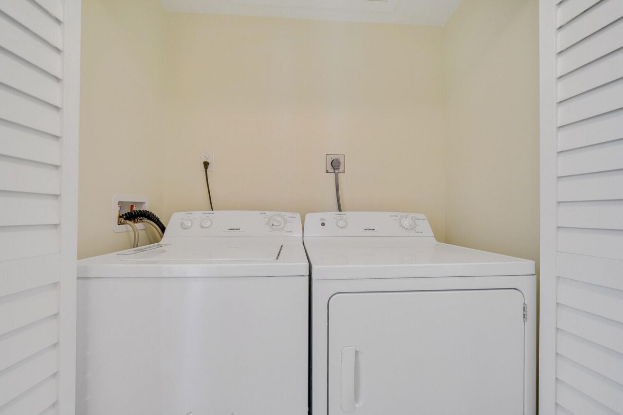 1801 S Us Highway 1, Unit 8C, Jupiter, FL 33477 Photo