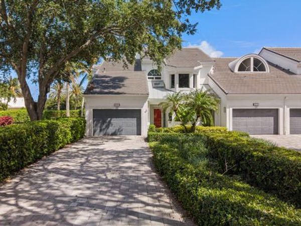 310 SPYGLASS Way, Jupiter, FL 33477