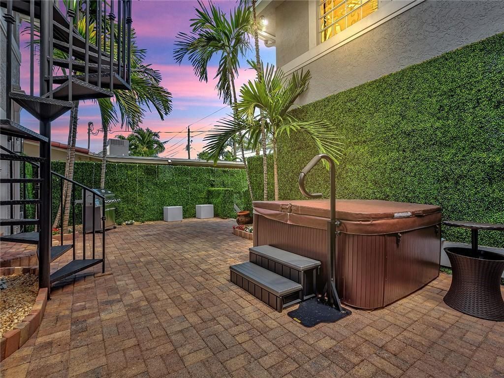 851 N 11th Avenue, Hollywood, FL 33019 Photo