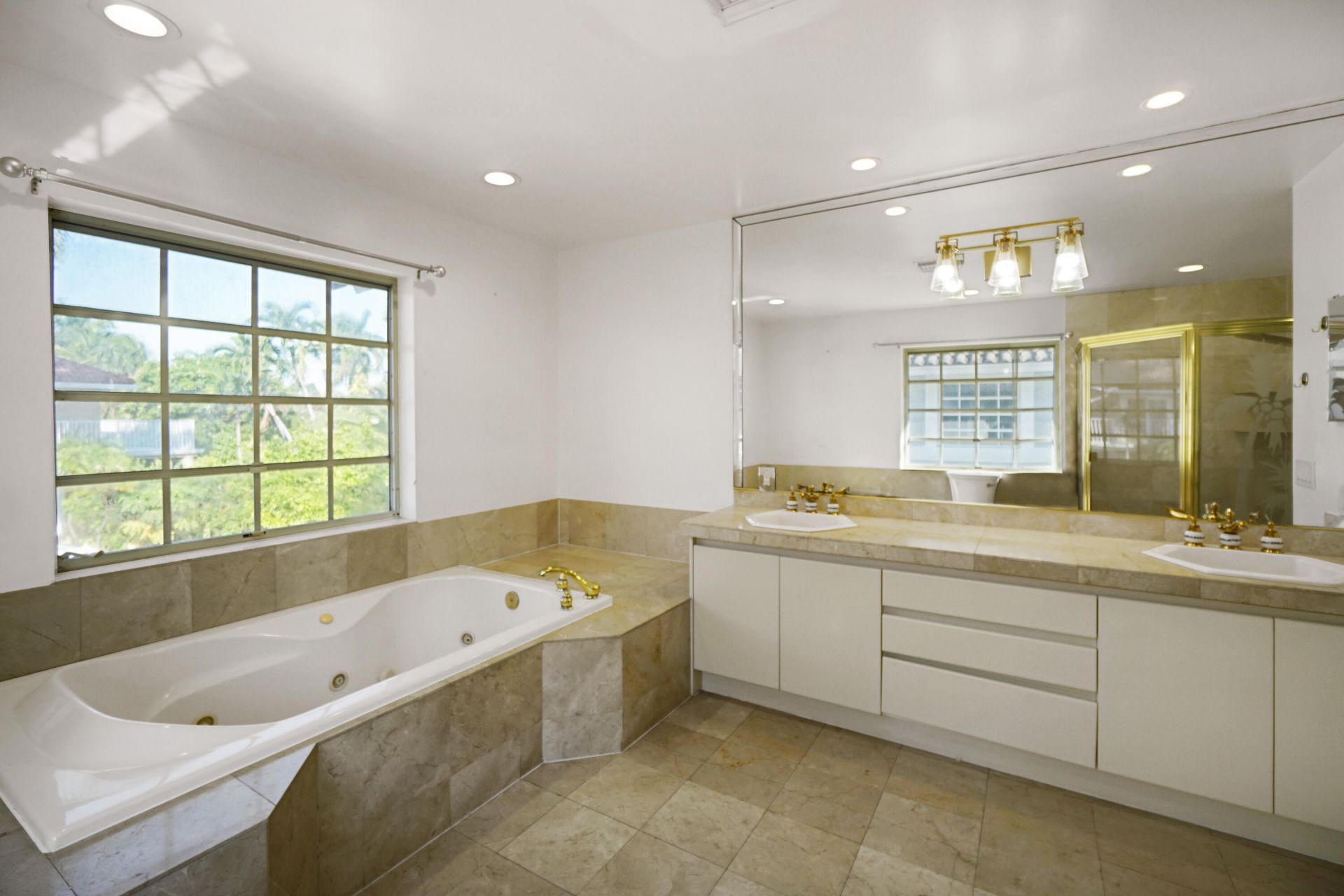 851 N 11th Avenue, Hollywood, FL 33019 Photo