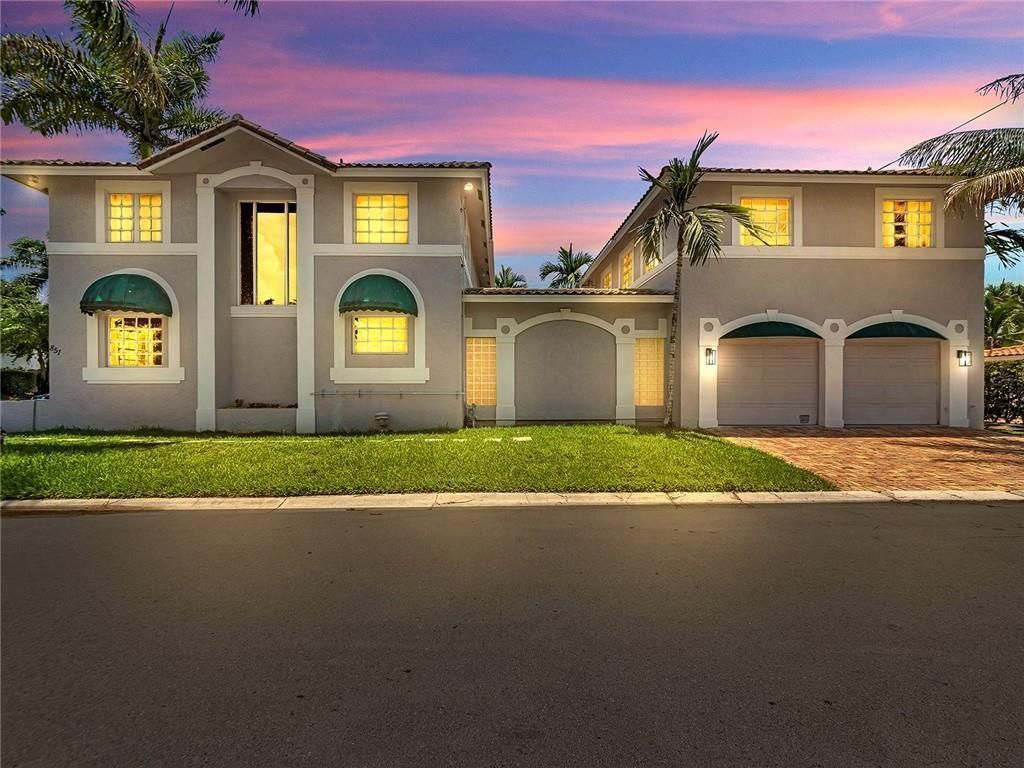 851 N 11th Avenue, Hollywood, FL 33019 Photo
