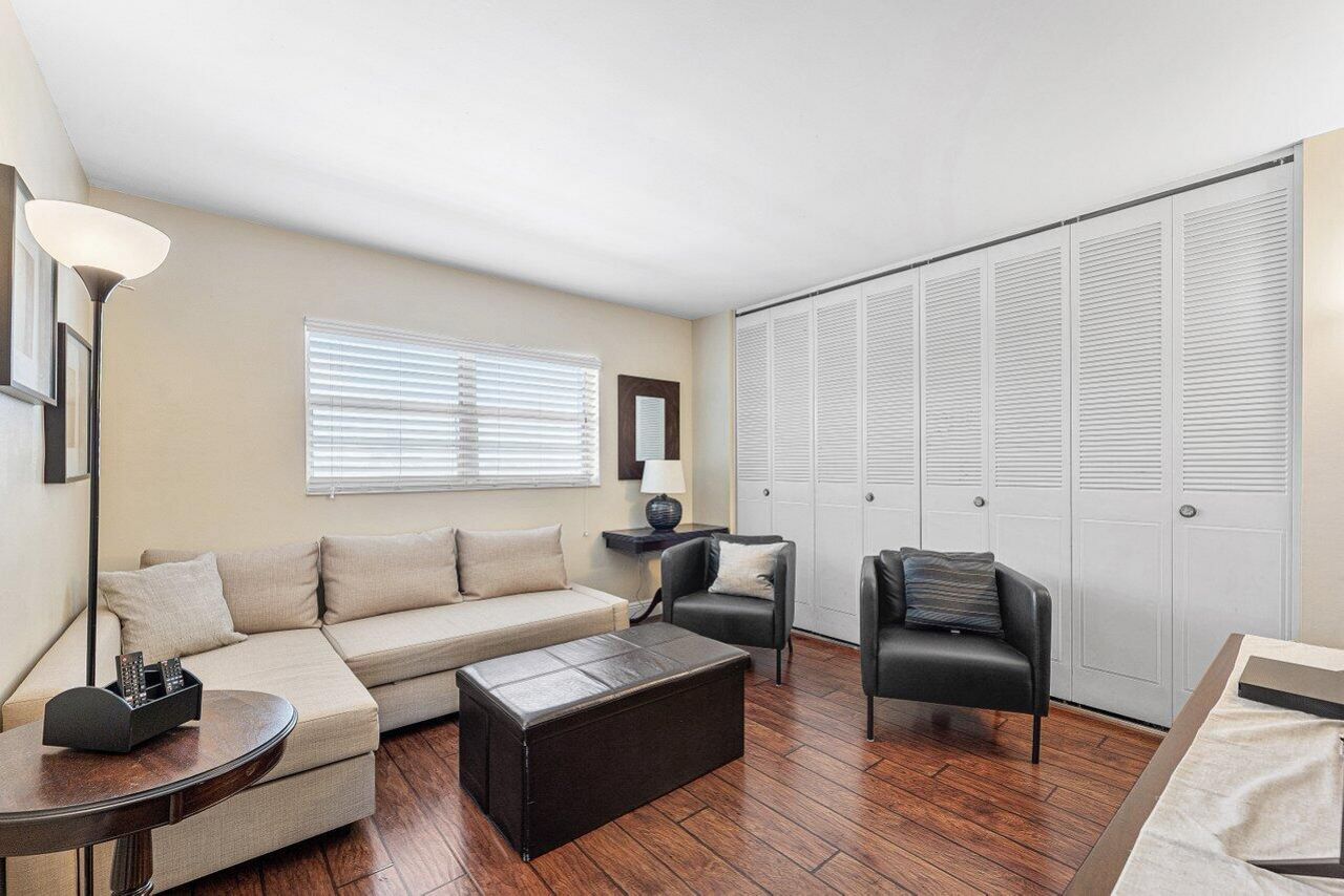 3040 Lake Shore Drive, Unit 502, Riviera Beach, FL 33404 Photo