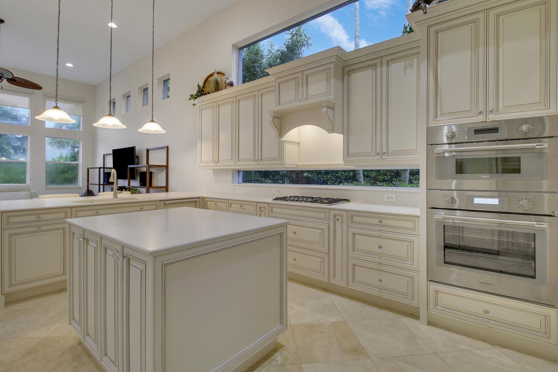 705 Cote Azur Drive, Palm Beach Gardens, FL 33410 Photo