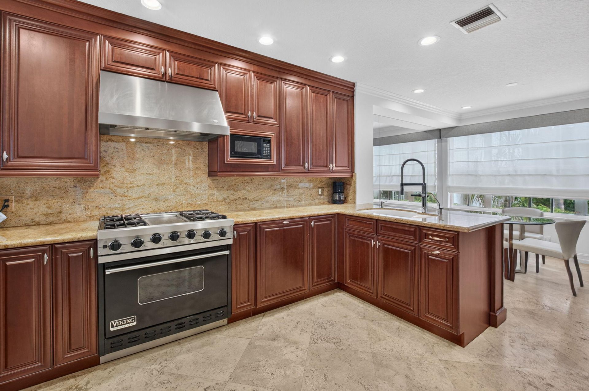5689 NW 24th Terrace, Boca Raton, FL 33496 Photo
