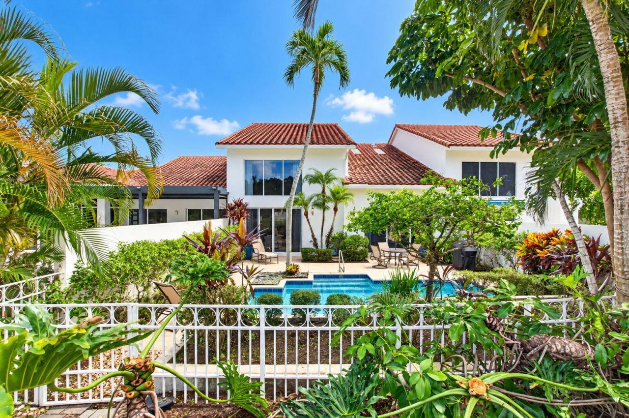 5689 NW 24th Terrace, Boca Raton, FL 33496 Photo