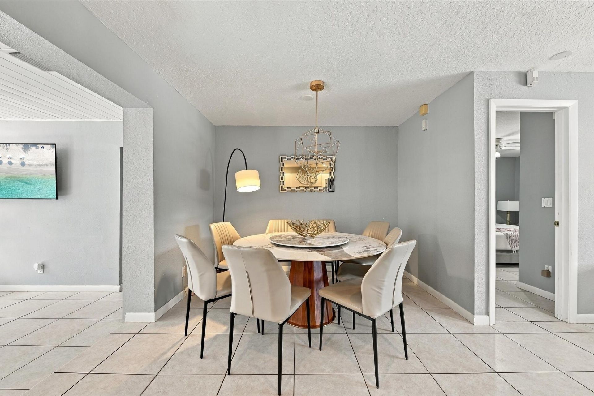 5660 Lee Drive, West Palm Beach, FL 33415 Photo