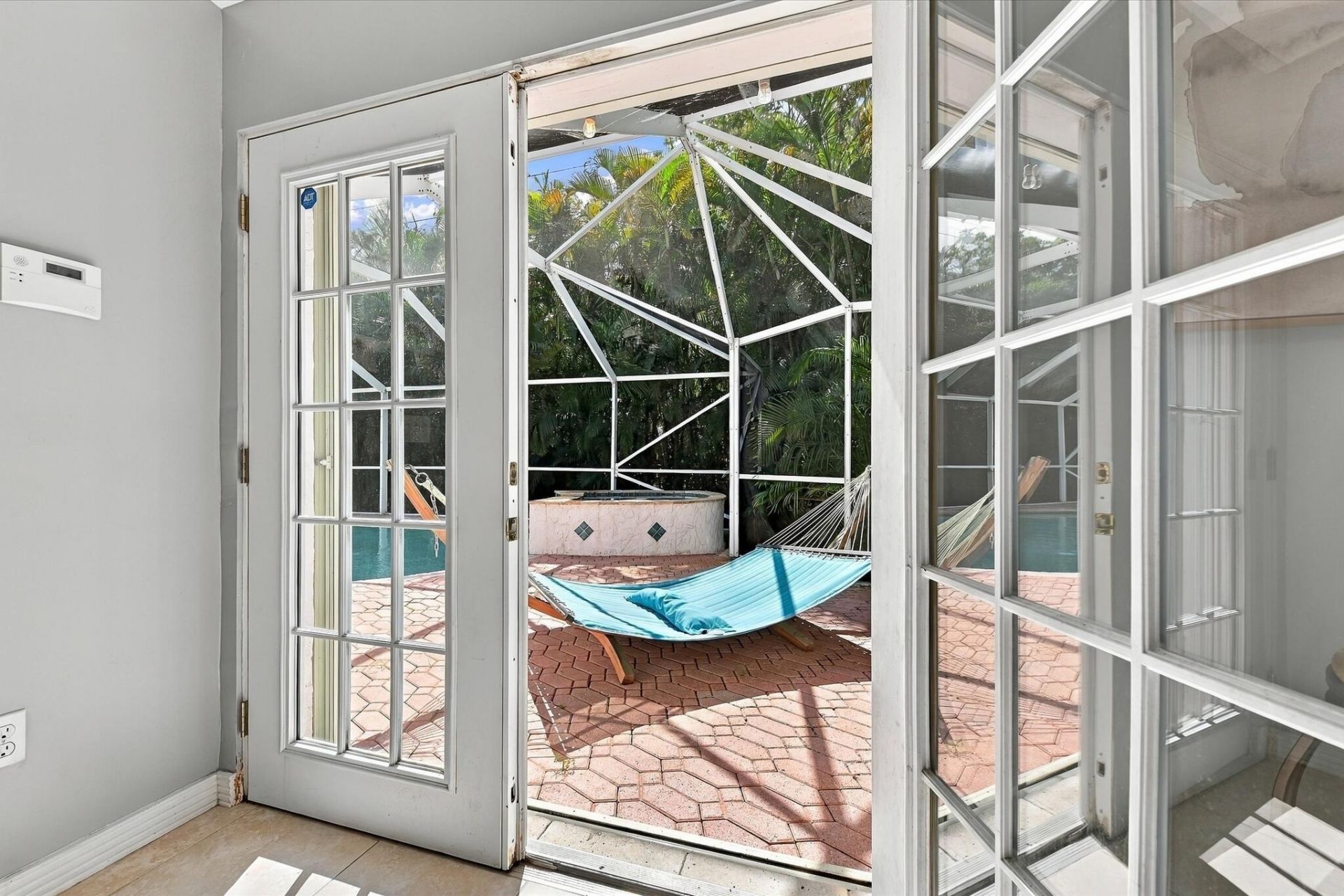 5660 Lee Drive, West Palm Beach, FL 33415 Photo