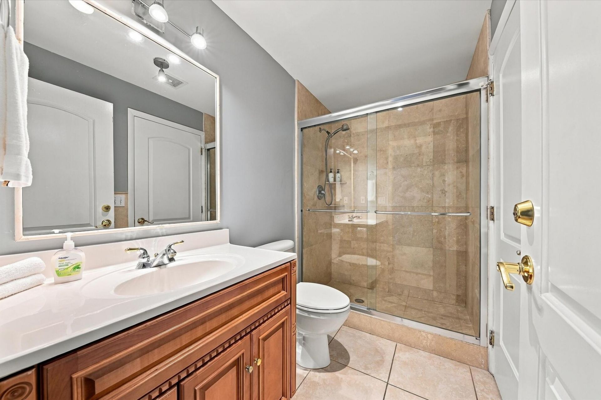 5660 Lee Drive, West Palm Beach, FL 33415 Photo