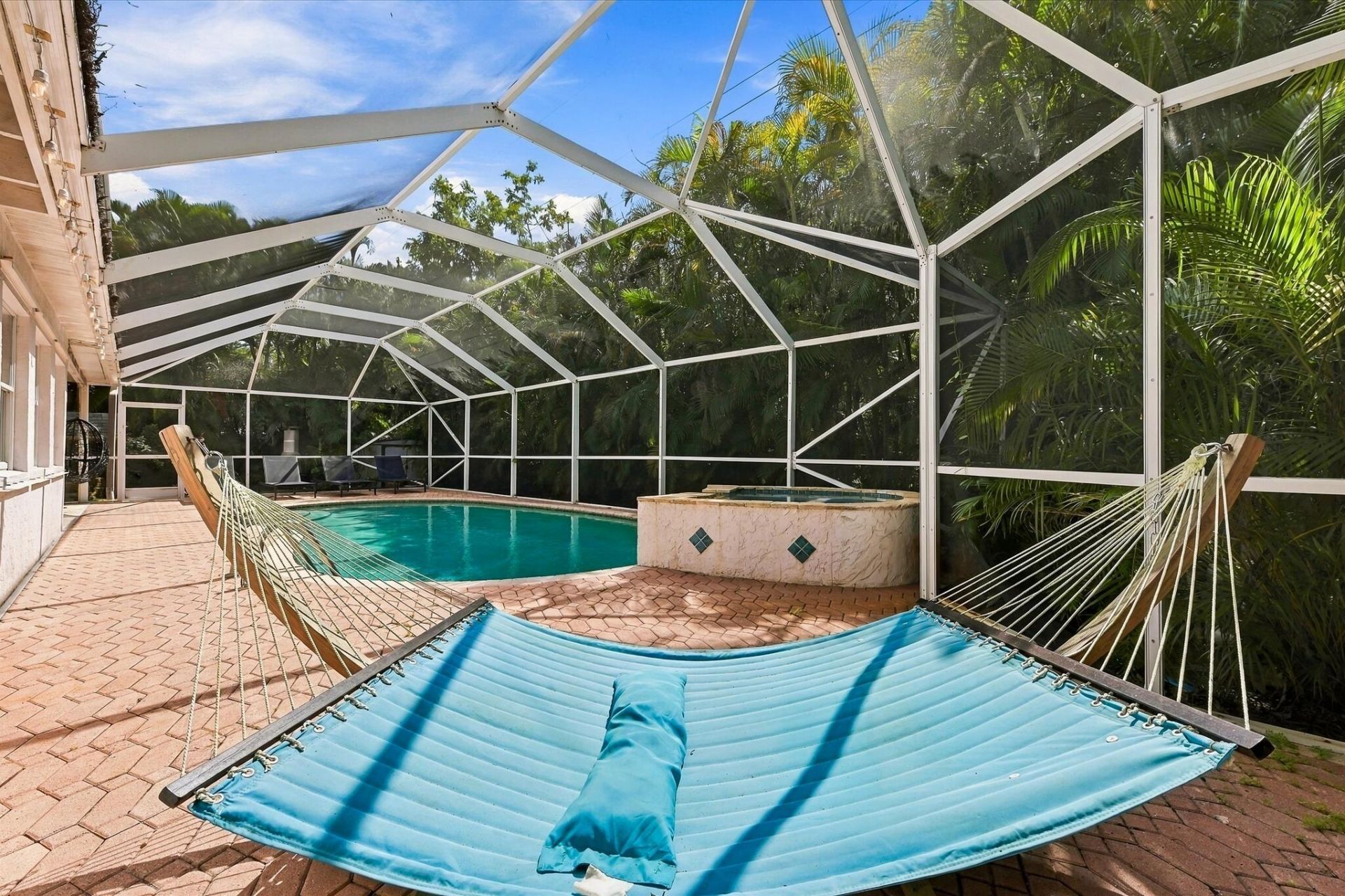 5660 Lee Drive, West Palm Beach, FL 33415 Photo