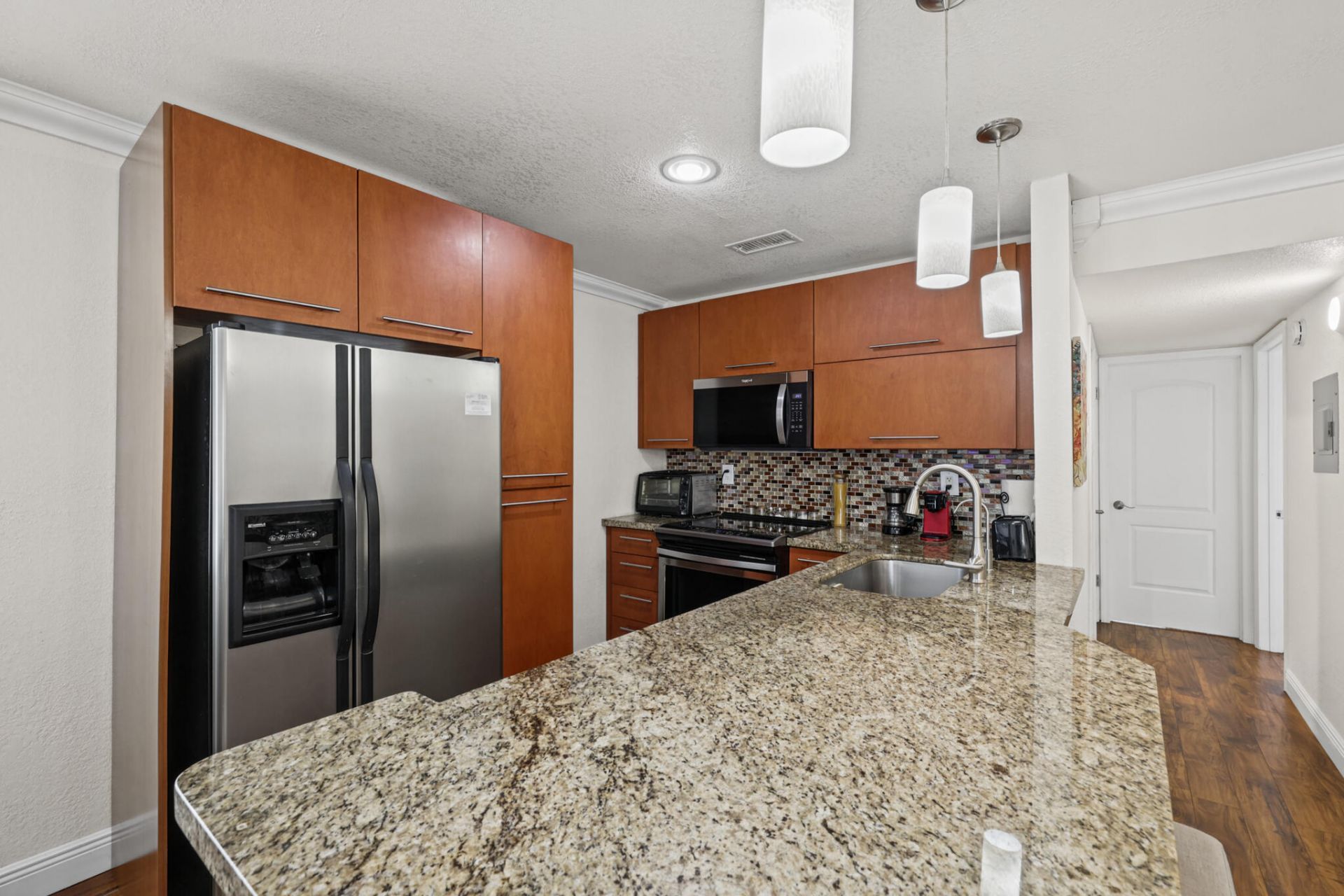 379 Capri H, Delray Beach, FL 33484 Photo