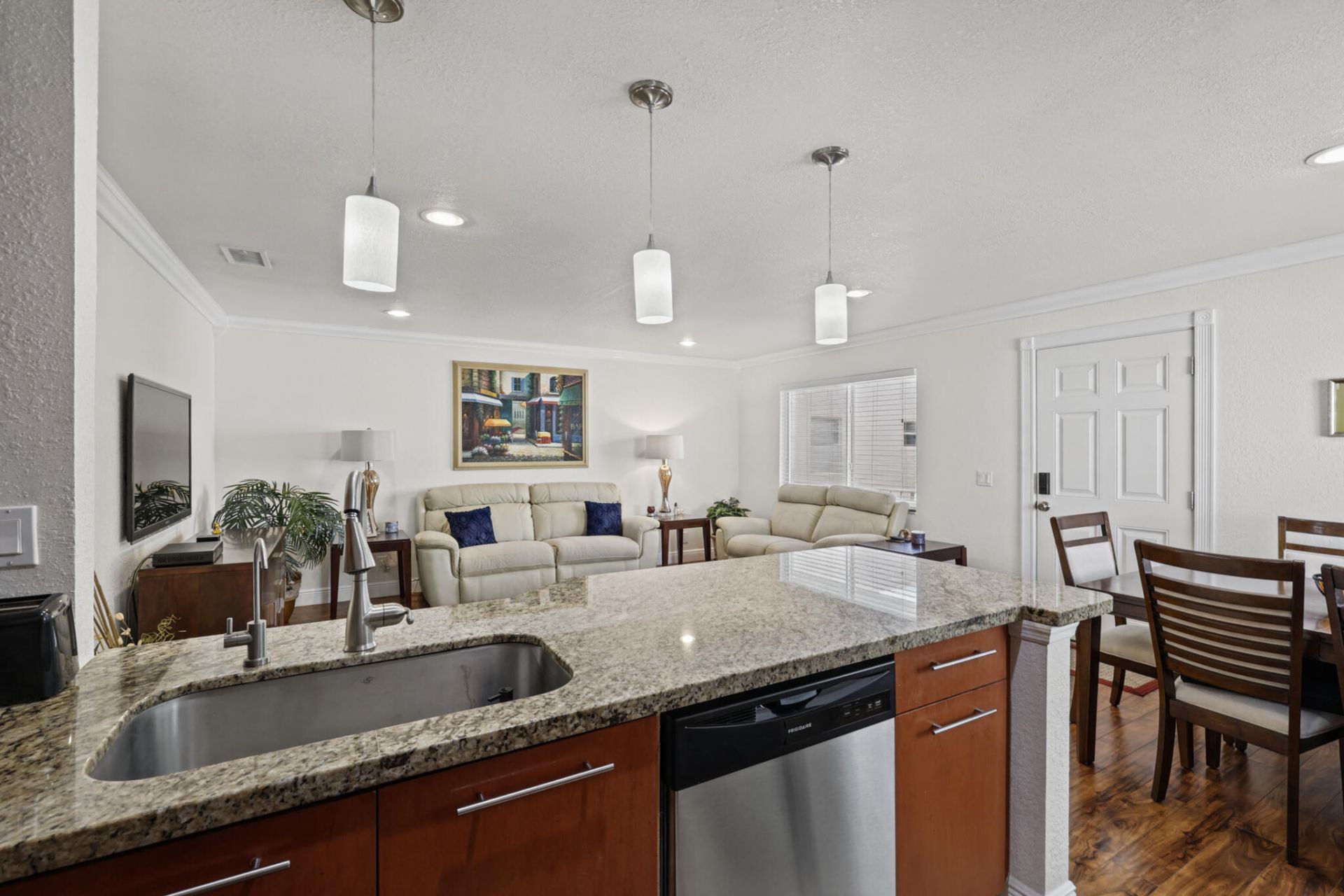 379 Capri H, Delray Beach, FL 33484 Photo