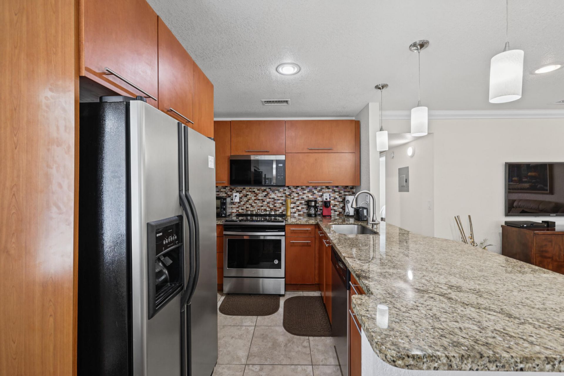 379 Capri H, Delray Beach, FL 33484 Photo