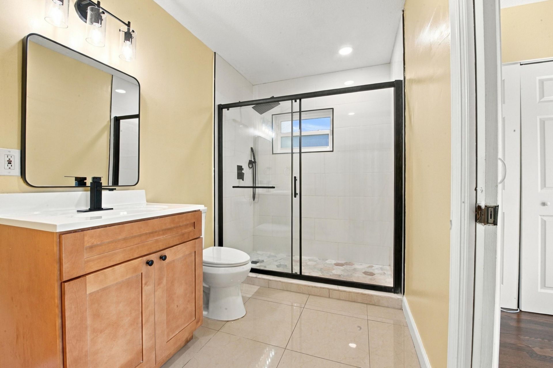 6824 SW 5th Street, Pembroke Pines, FL 33023 Photo