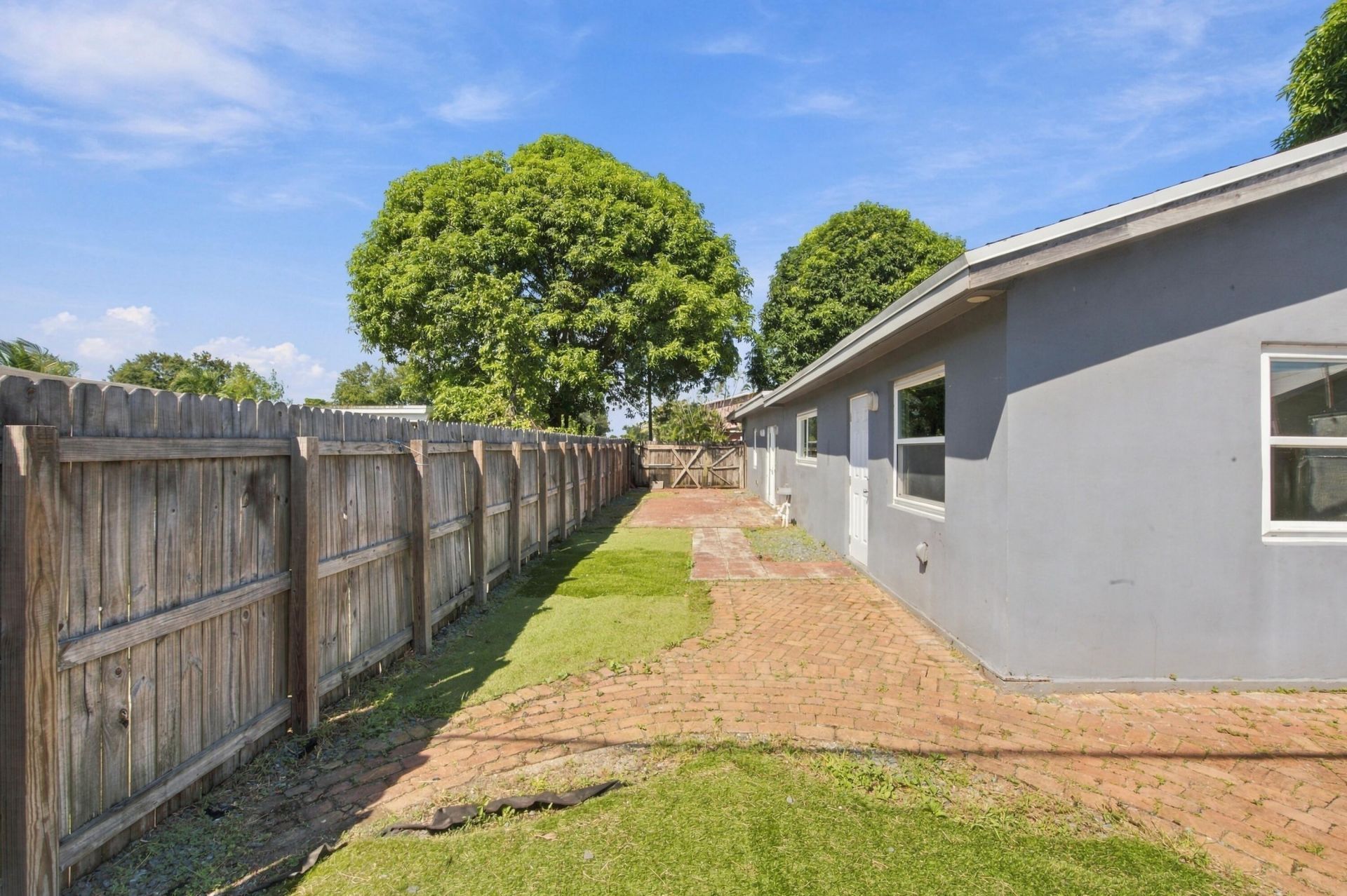 6824 SW 5th Street, Pembroke Pines, FL 33023 Photo