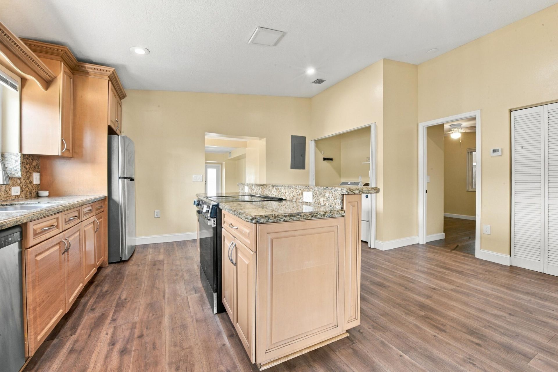6824 SW 5th Street, Pembroke Pines, FL 33023 Photo