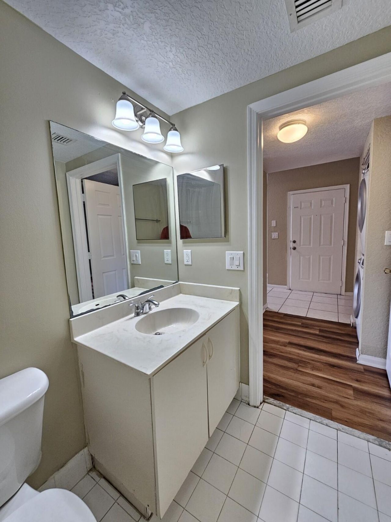 1063 Golden Lakes Boulevard, Unit 311, West Palm Beach, FL 33411 Photo
