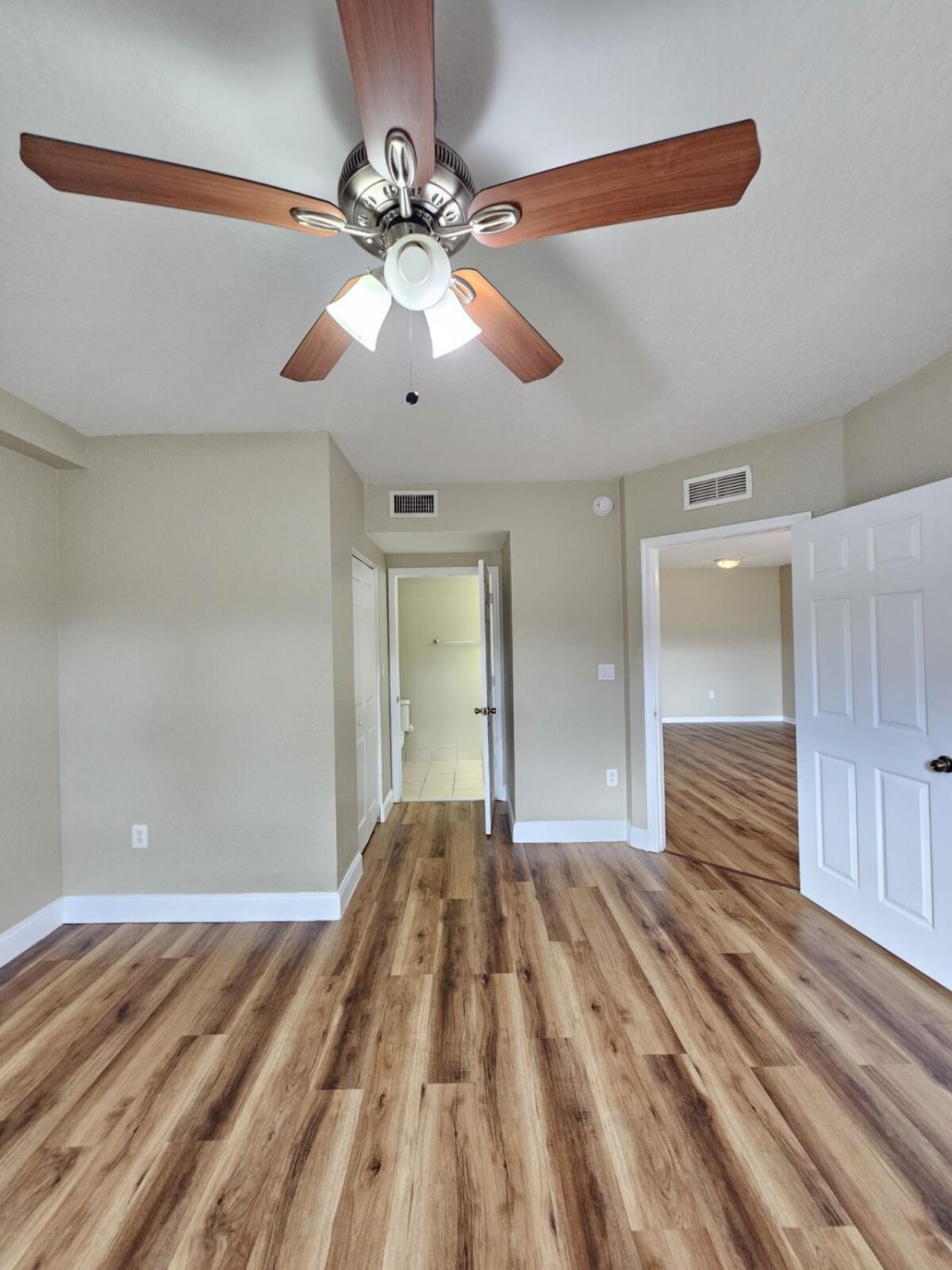 1063 Golden Lakes Boulevard, Unit 311, West Palm Beach, FL 33411 Photo