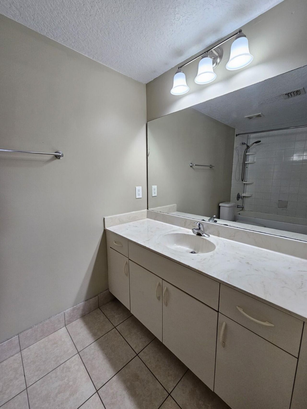 1063 Golden Lakes Boulevard, Unit 311, West Palm Beach, FL 33411 Photo