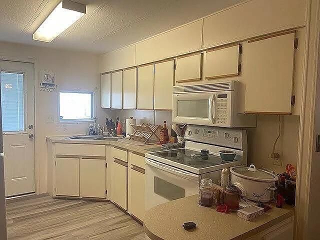 21 Flores Way, Port Saint Lucie, FL 34952 Photo