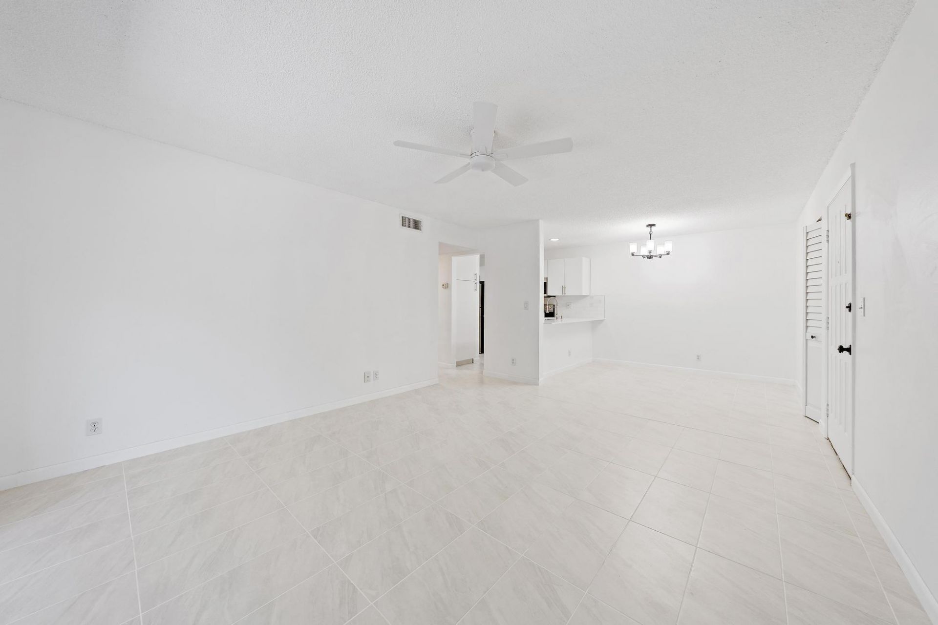 3402 Gardens E Drive, Palm Beach Gardens, FL 33410 Photo