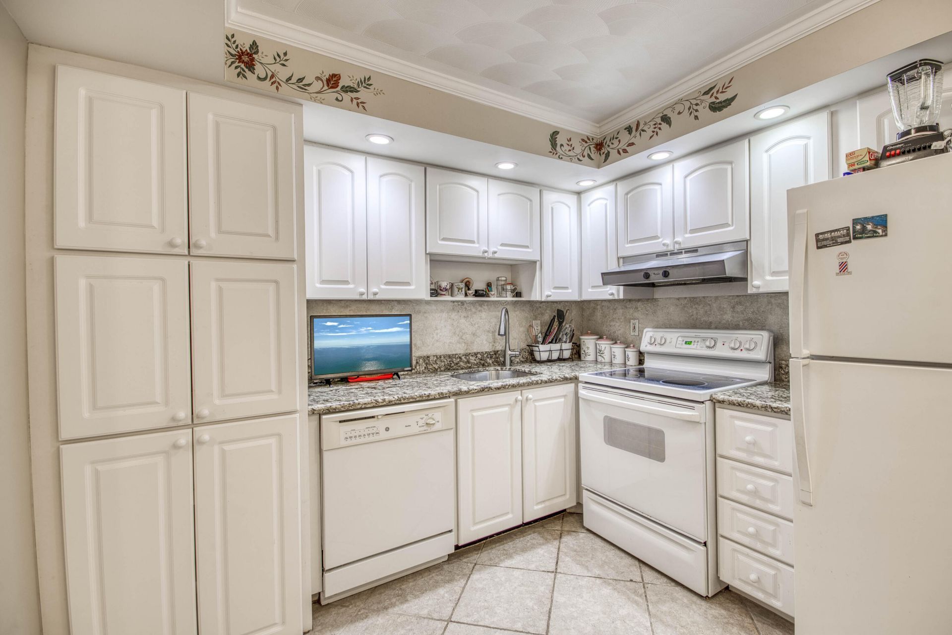 3460 S Ocean Boulevard, Unit 114, Palm Beach, FL 33480 Photo