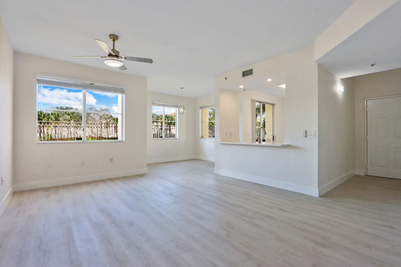 11023 Legacy Lane, Unit 102, Palm Beach Gardens, FL 33410 Photo