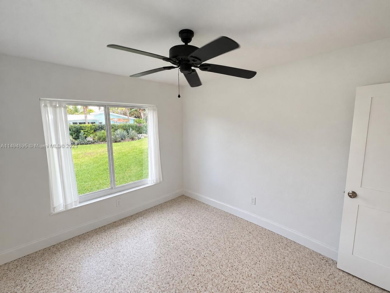 330 Cascade Lane, Palm Beach Shores, FL 33404 Photo