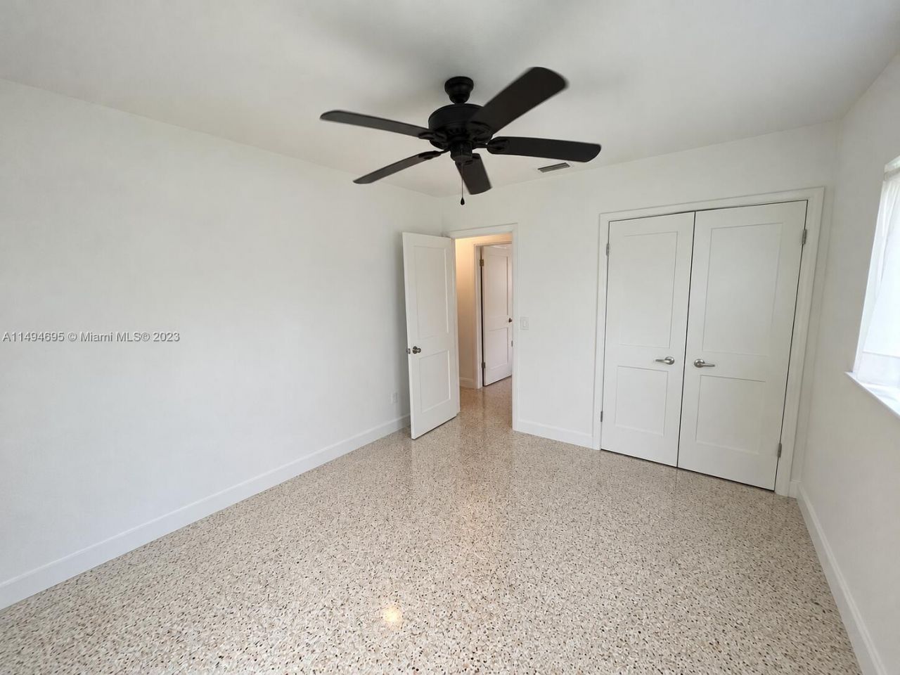 330 Cascade Lane, Palm Beach Shores, FL 33404 Photo