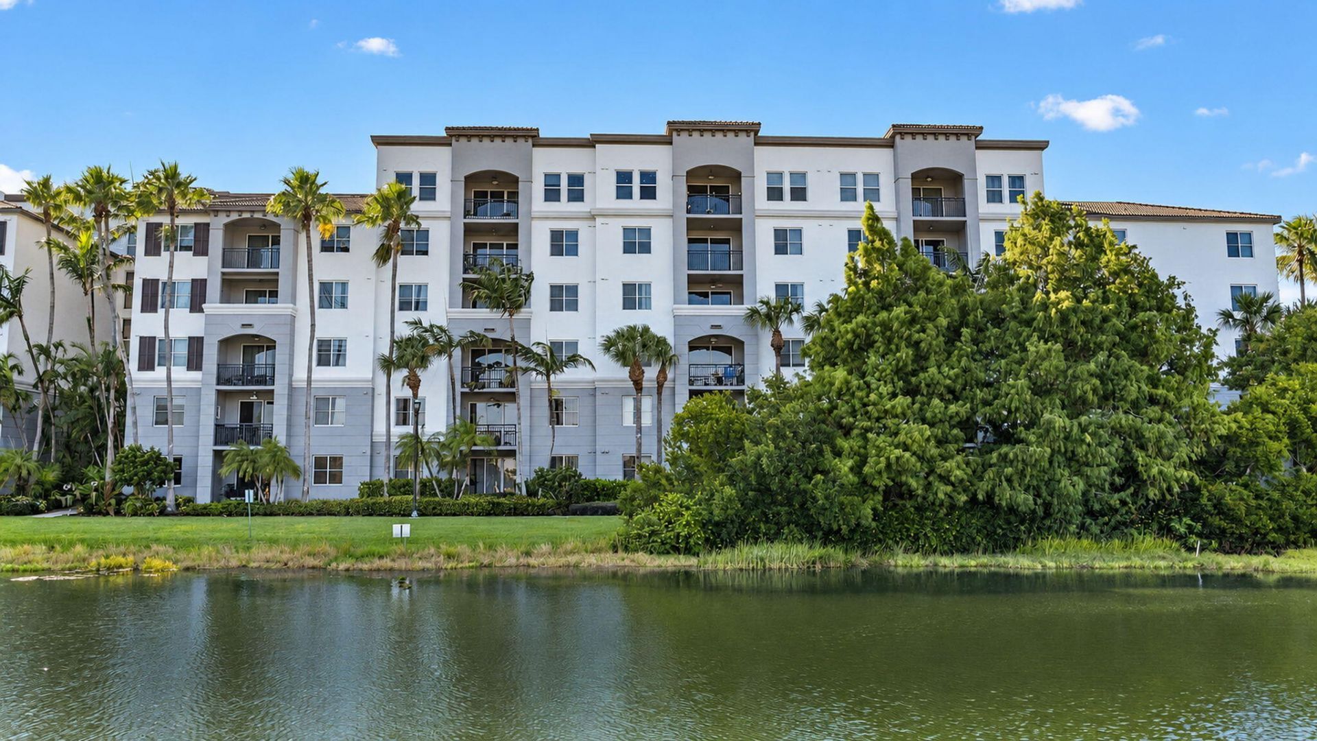 1660 Renaissance Commons Boulevard, Unit 2208, Boynton Beach, FL 33426 Photo