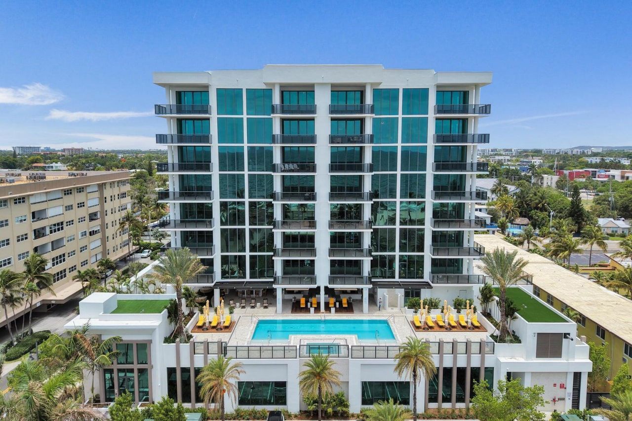 305 Briny Avenue, Unit 401, Pompano Beach, FL 33062 Photo