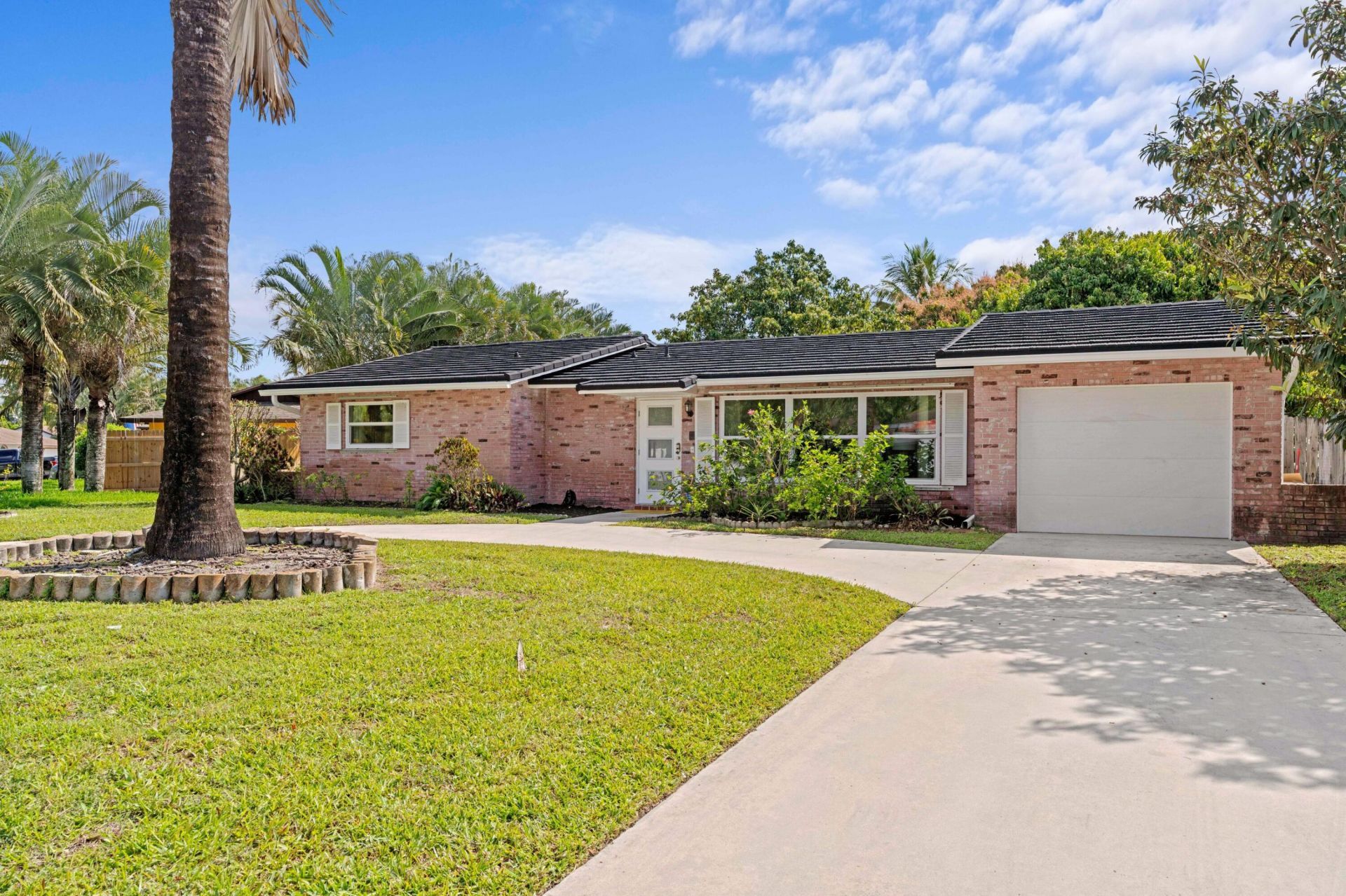 324 Sandpiper Avenue, Royal Palm Beach, FL 33411 Photo