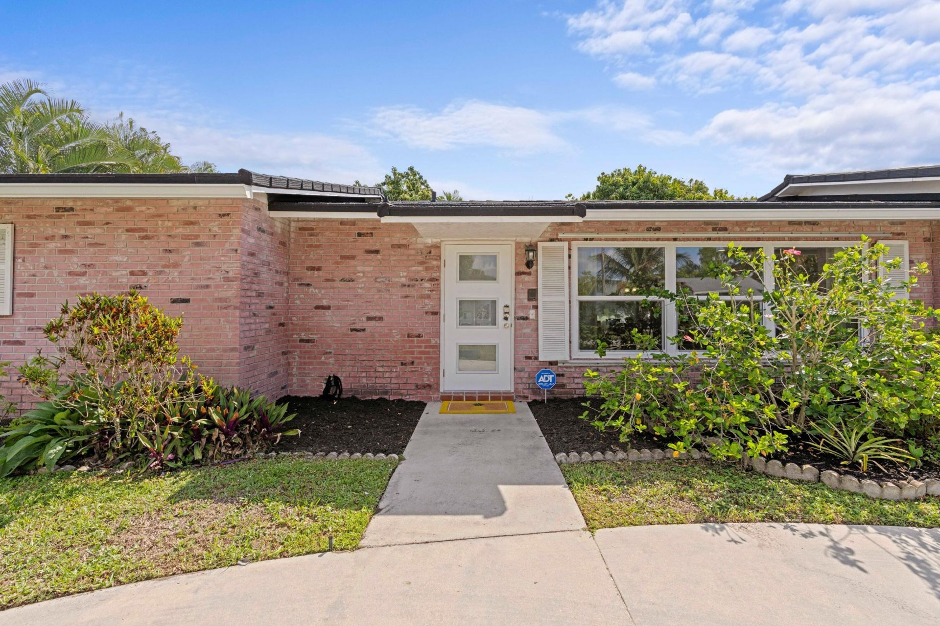 324 Sandpiper Avenue, Royal Palm Beach, FL 33411 Photo