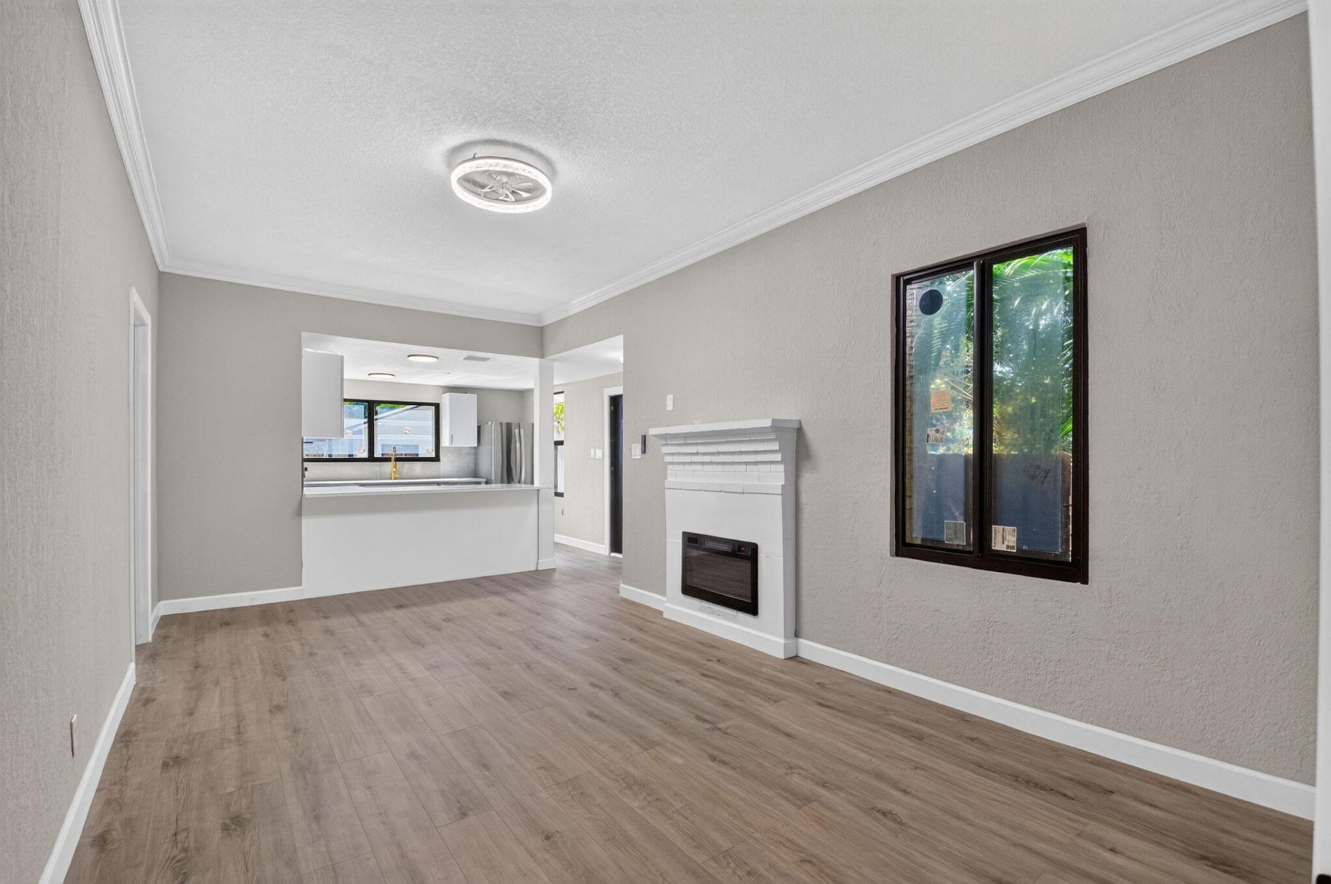 516 48th Street, West Palm Beach, FL 33407 Photo