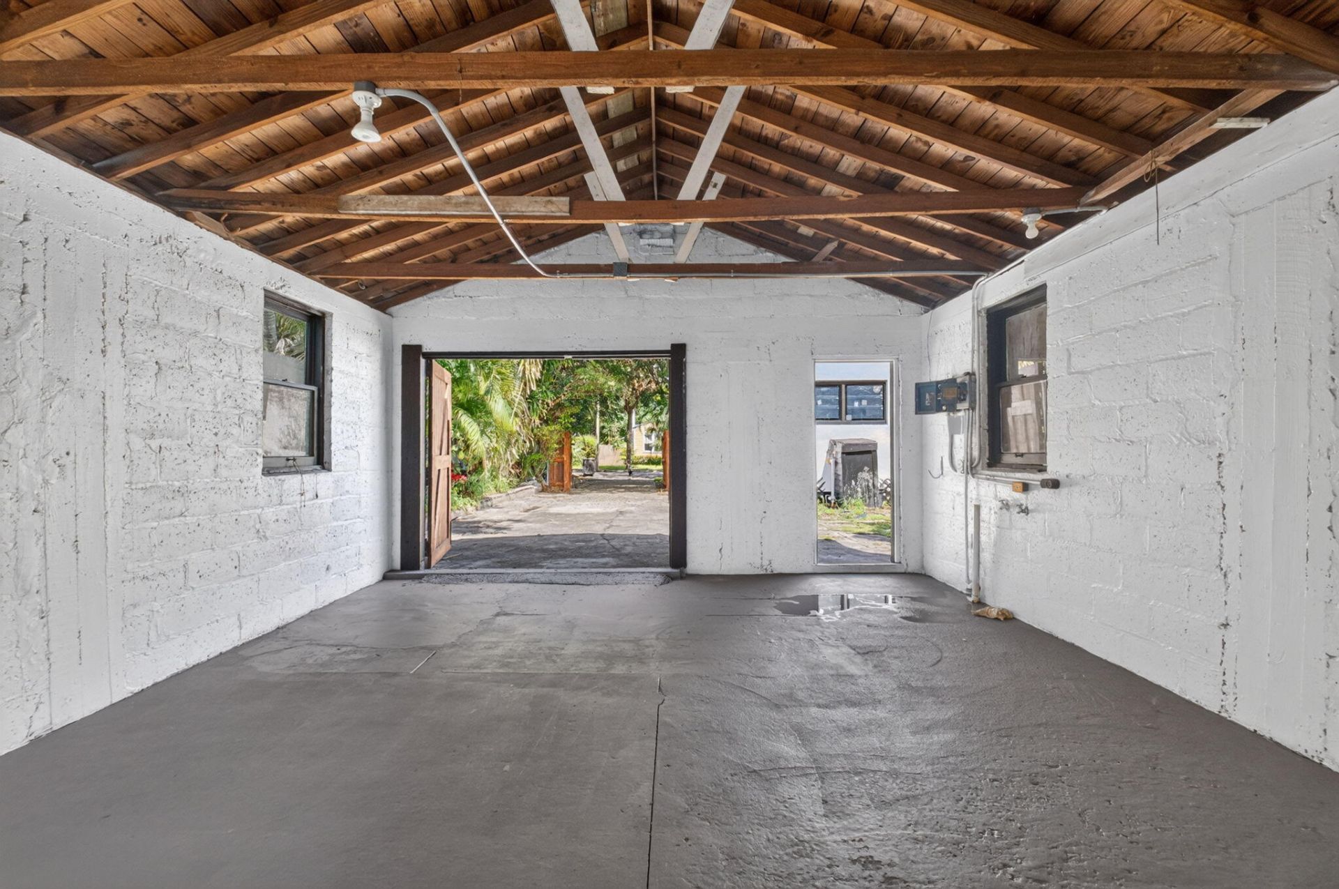 516 48th Street, West Palm Beach, FL 33407 Photo