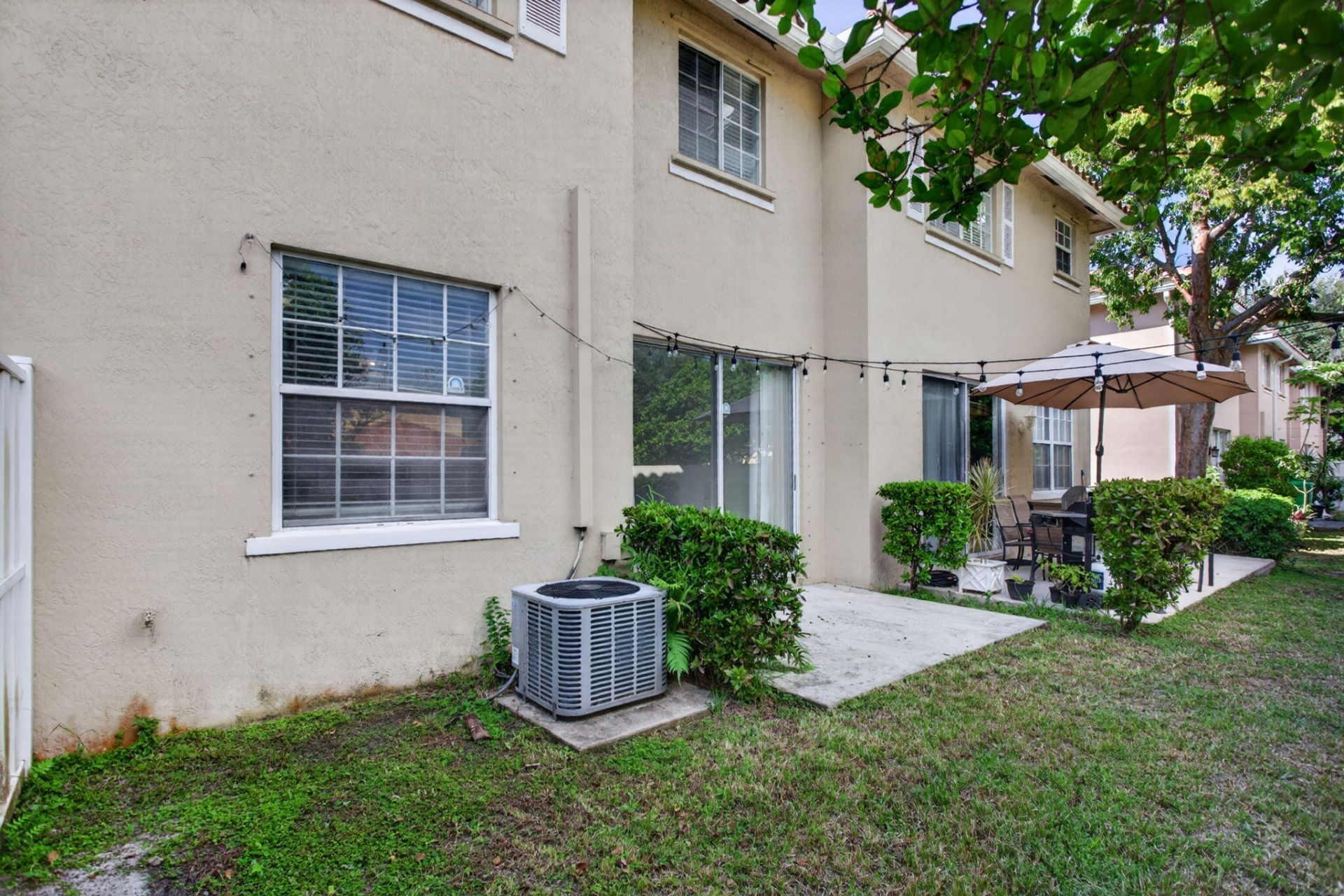 4040 NW 90th Way, Sunrise, FL 33351 Photo