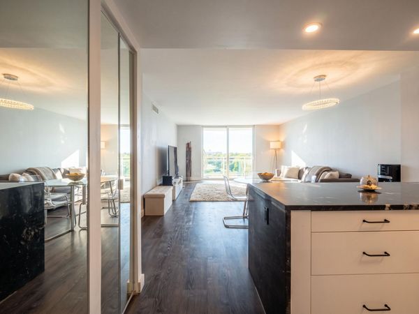 437 Golden Isles Drive, Unit 5J, Hallandale Beach, FL 33009