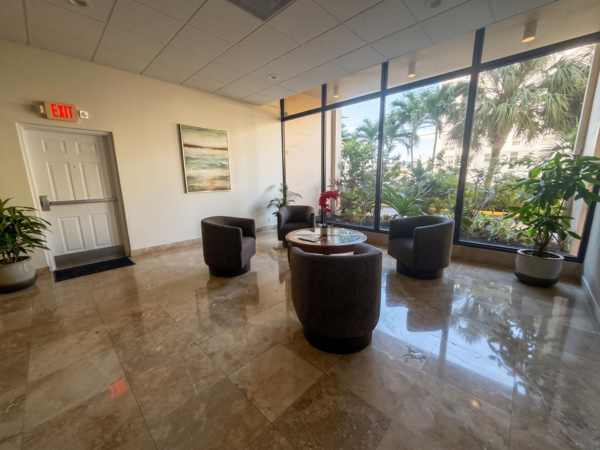 437 Golden Isles Drive, Unit 5J, Hallandale Beach, FL 33009 Photo