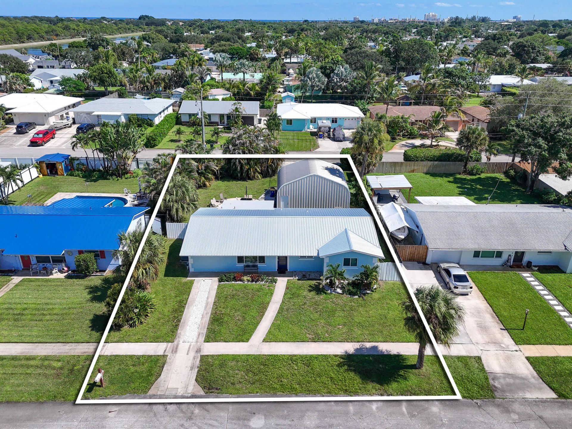 19005 SE Southgate Drive, Tequesta, FL 33469 Photo