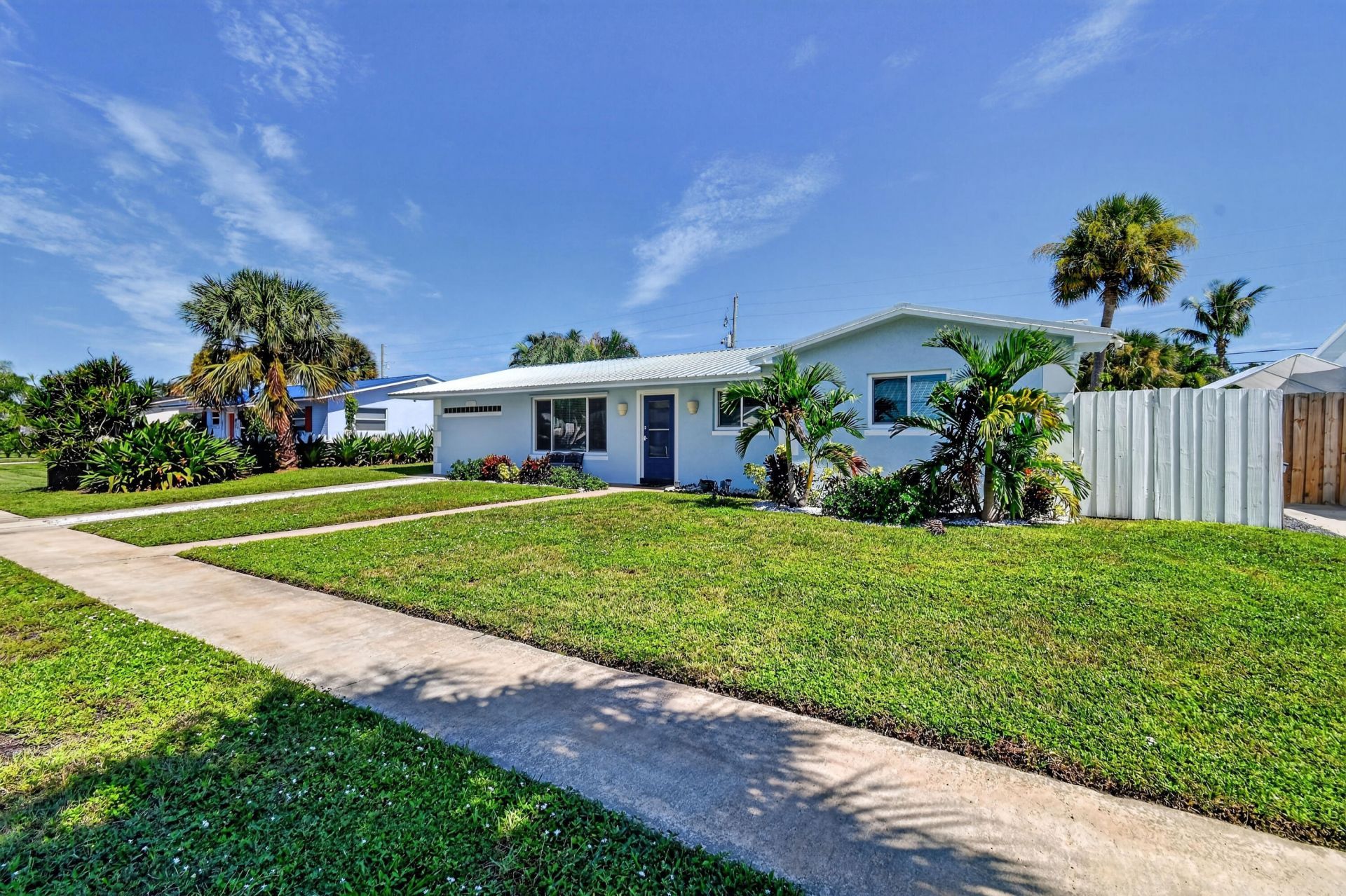 19005 SE Southgate Drive, Tequesta, FL 33469 Photo