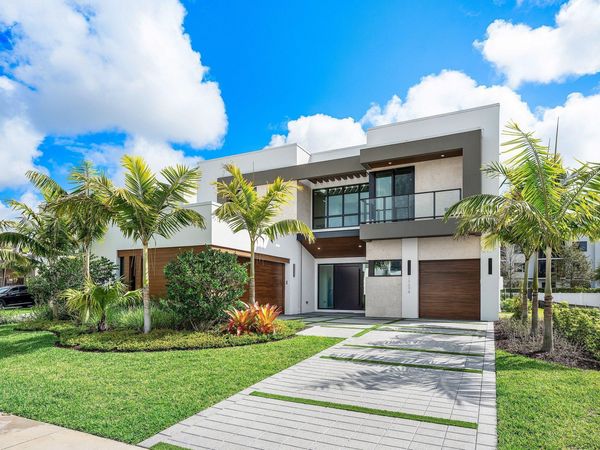 16717 MOSAIC Place, Delray Beach, FL 33446