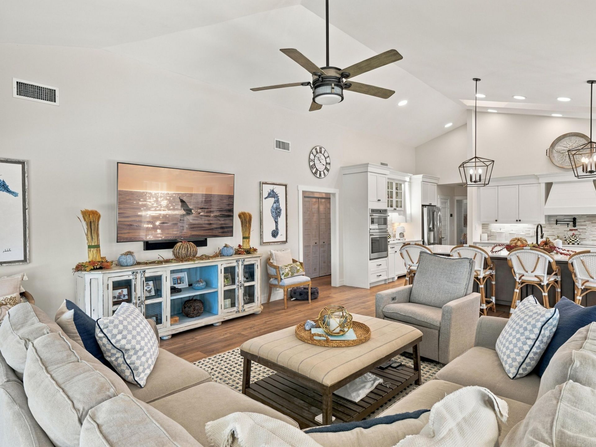32 Rabbits Run, Palm Beach Gardens, FL 33418 Photo