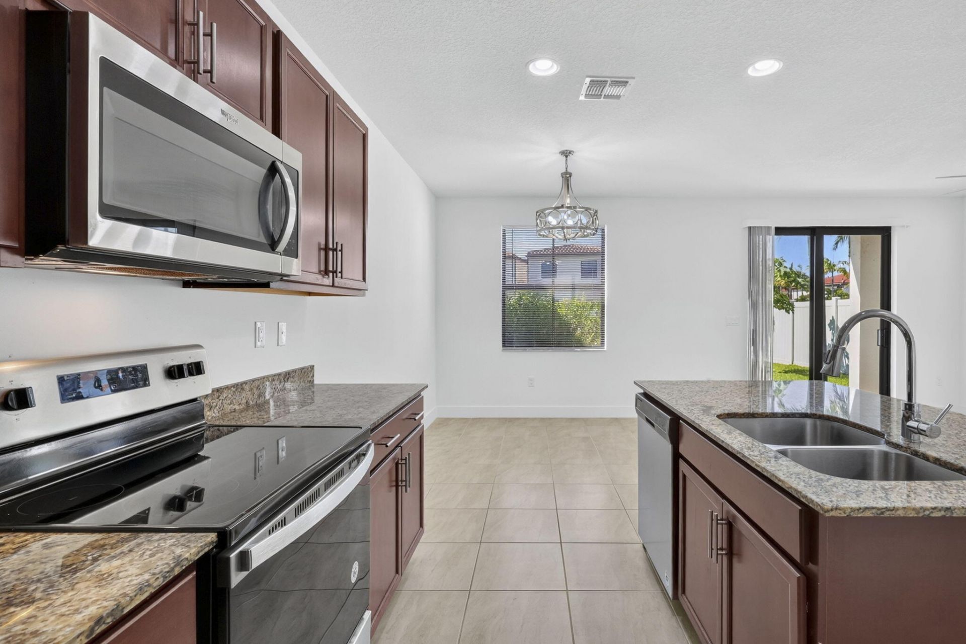 4009 Sequoia Place, Riviera Beach, FL 33410 Photo