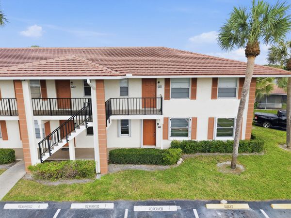 9939 THREE LAKES Circle, Unit 14H, Boca Raton, FL 33428