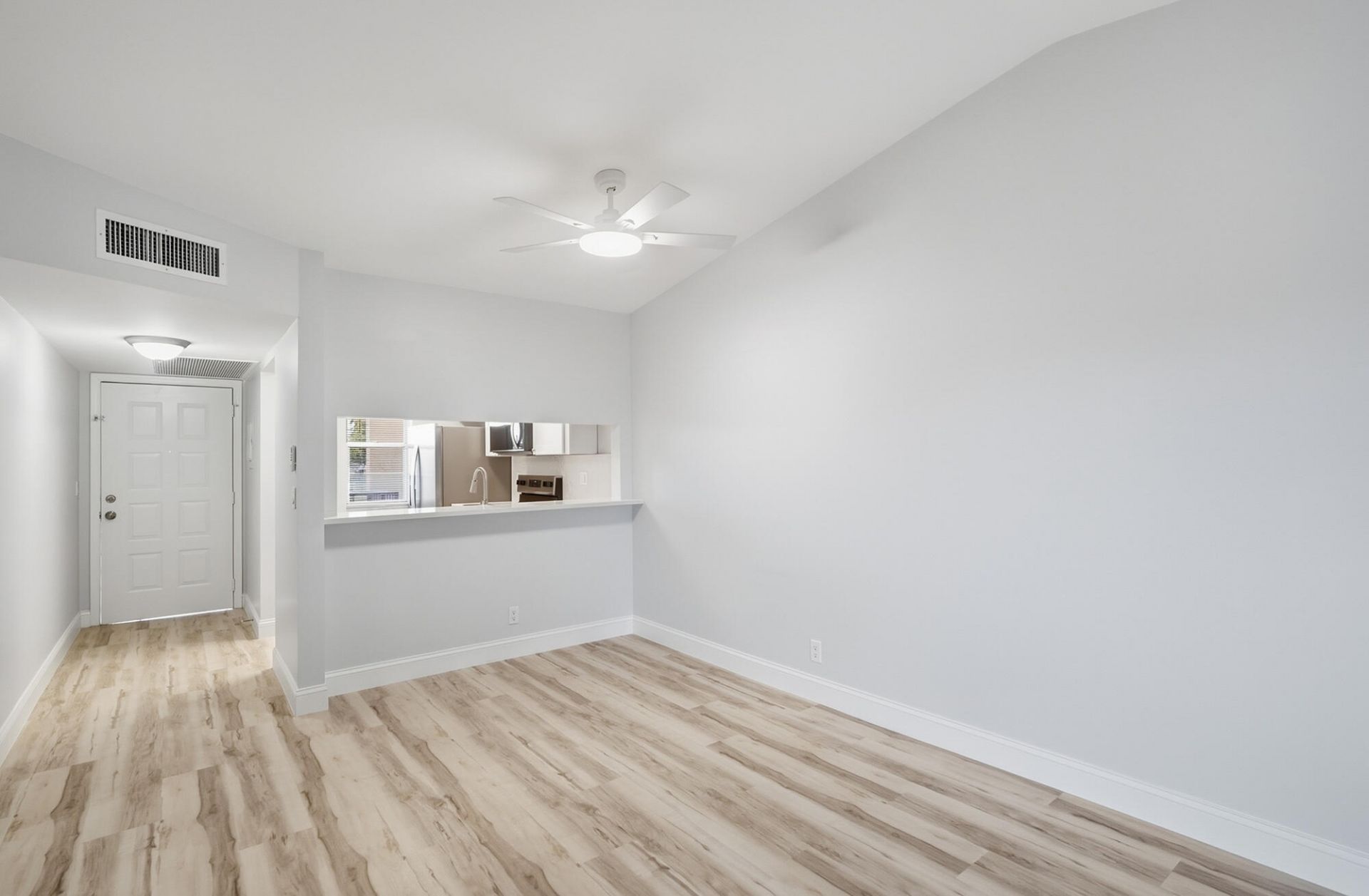 9939 Three Lakes Circle, Unit 14H, Boca Raton, FL 33428 Photo