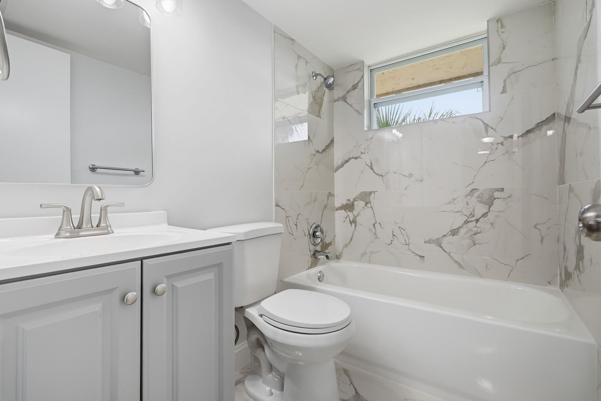 9939 Three Lakes Circle, Unit 14H, Boca Raton, FL 33428 Photo