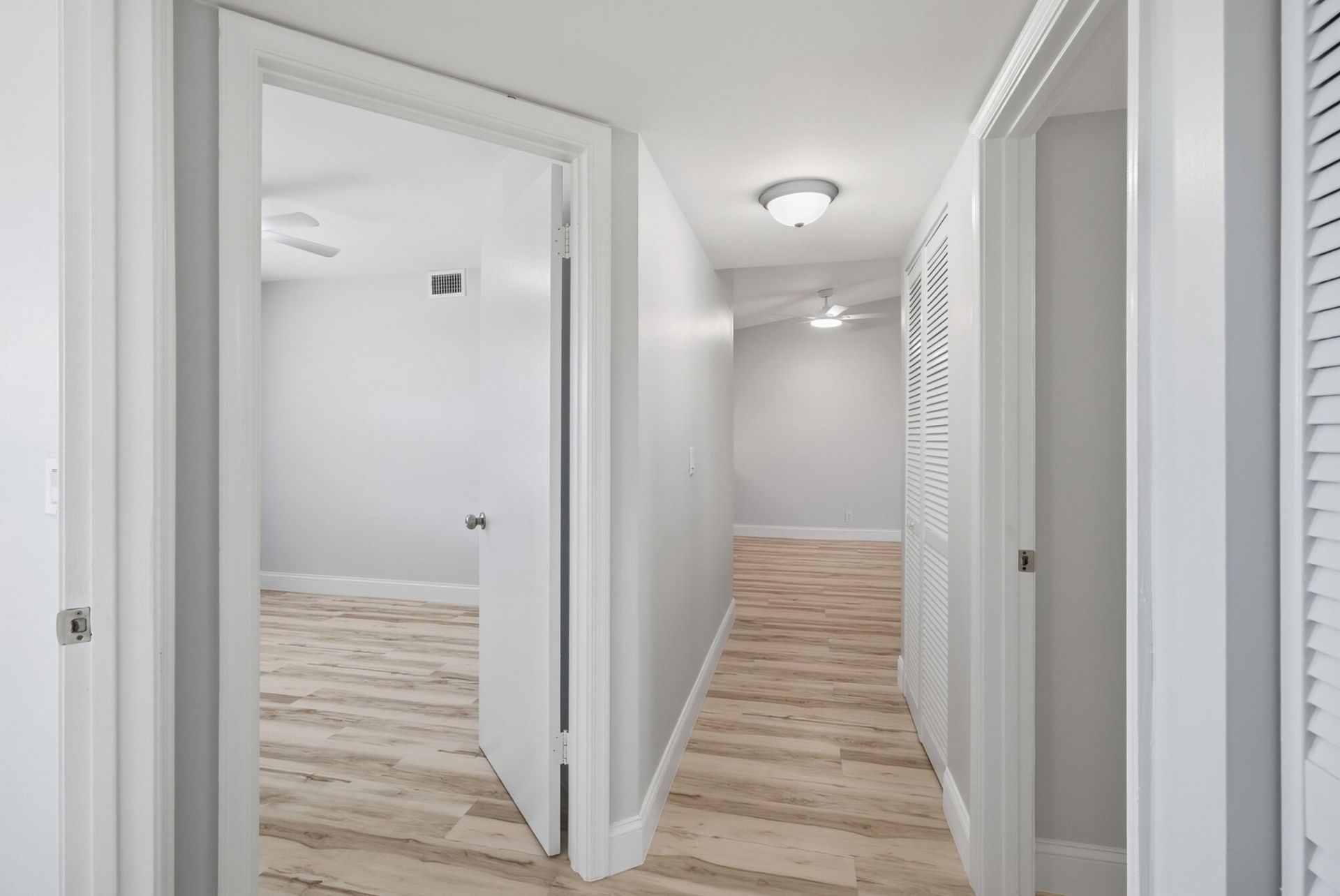 9939 Three Lakes Circle, Unit 14H, Boca Raton, FL 33428 Photo