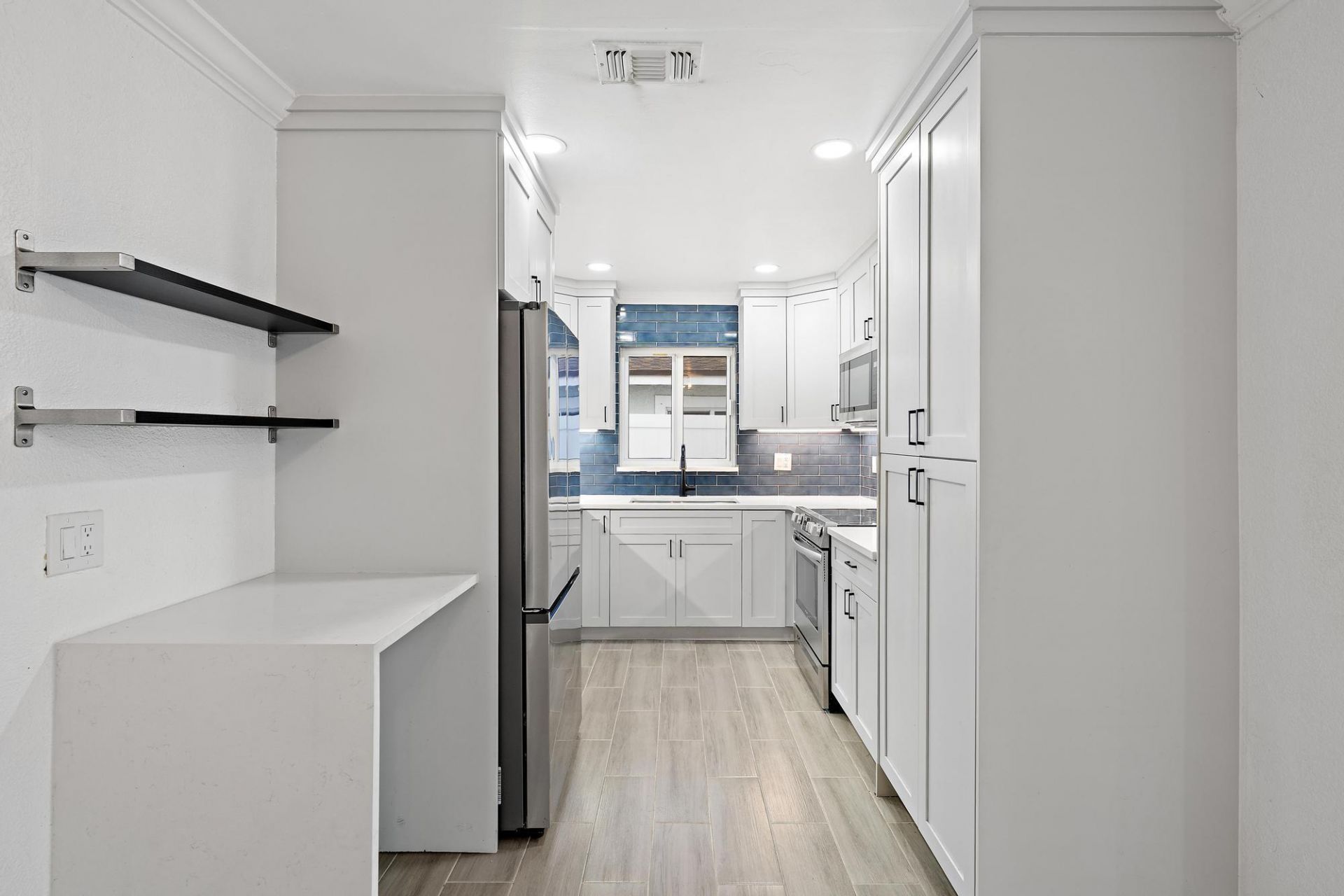 5521 Parker Avenue, West Palm Beach, FL 33405 Photo