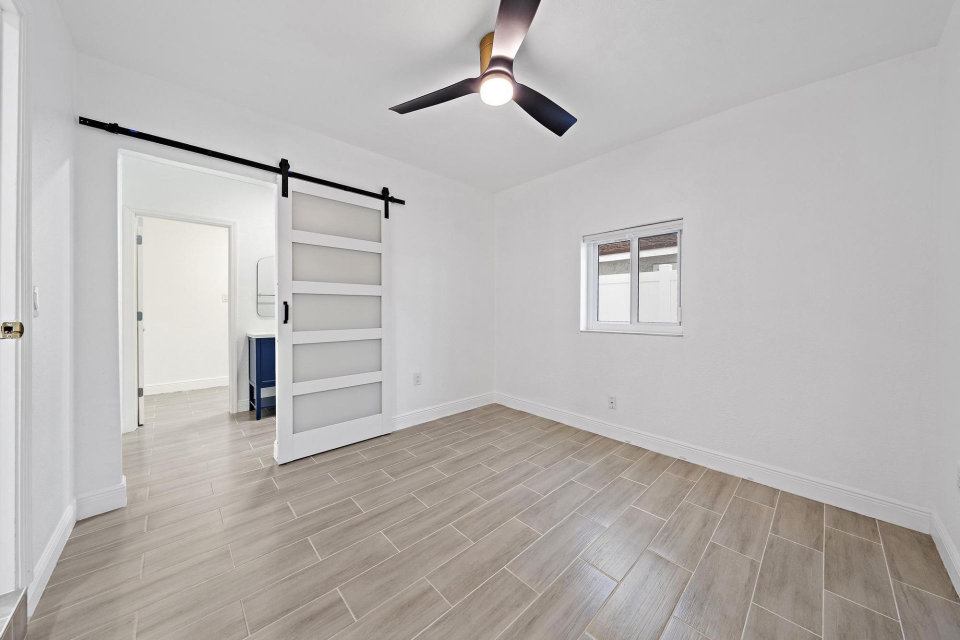 5521 Parker Avenue, West Palm Beach, FL 33405 Photo