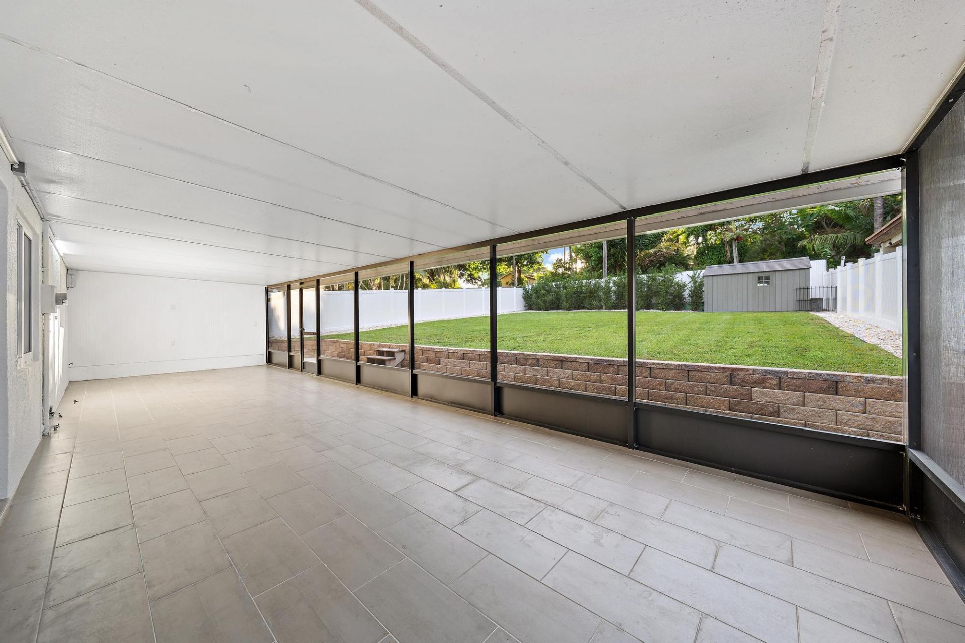 5521 Parker Avenue, West Palm Beach, FL 33405 Photo